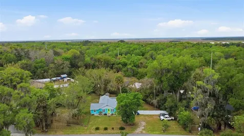 460 Alhambra Avenue De Leon Springs FL 32130