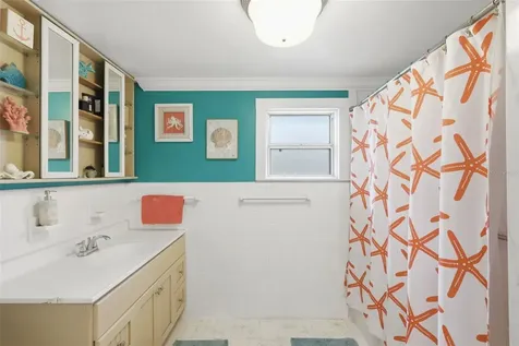 460 Alhambra Avenue De Leon Springs FL 32130