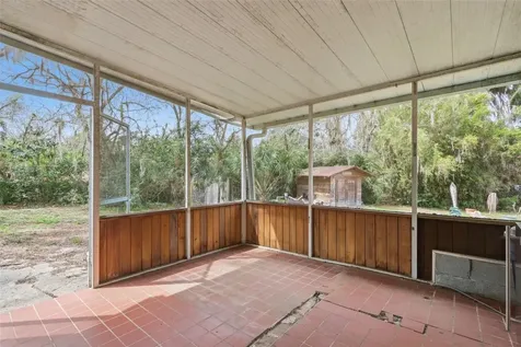 460 Alhambra Avenue De Leon Springs FL 32130
