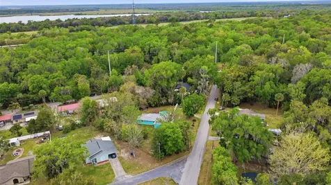 460 Alhambra Avenue De Leon Springs FL 32130