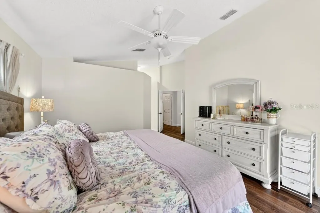 5477 Glen Oak Place Sanford FL 32771