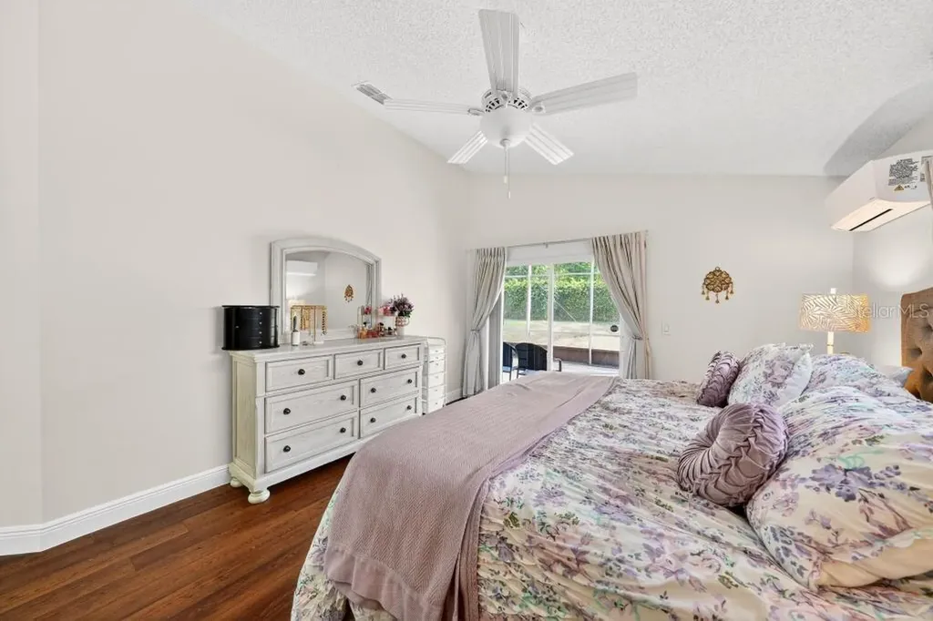 5477 Glen Oak Place Sanford FL 32771