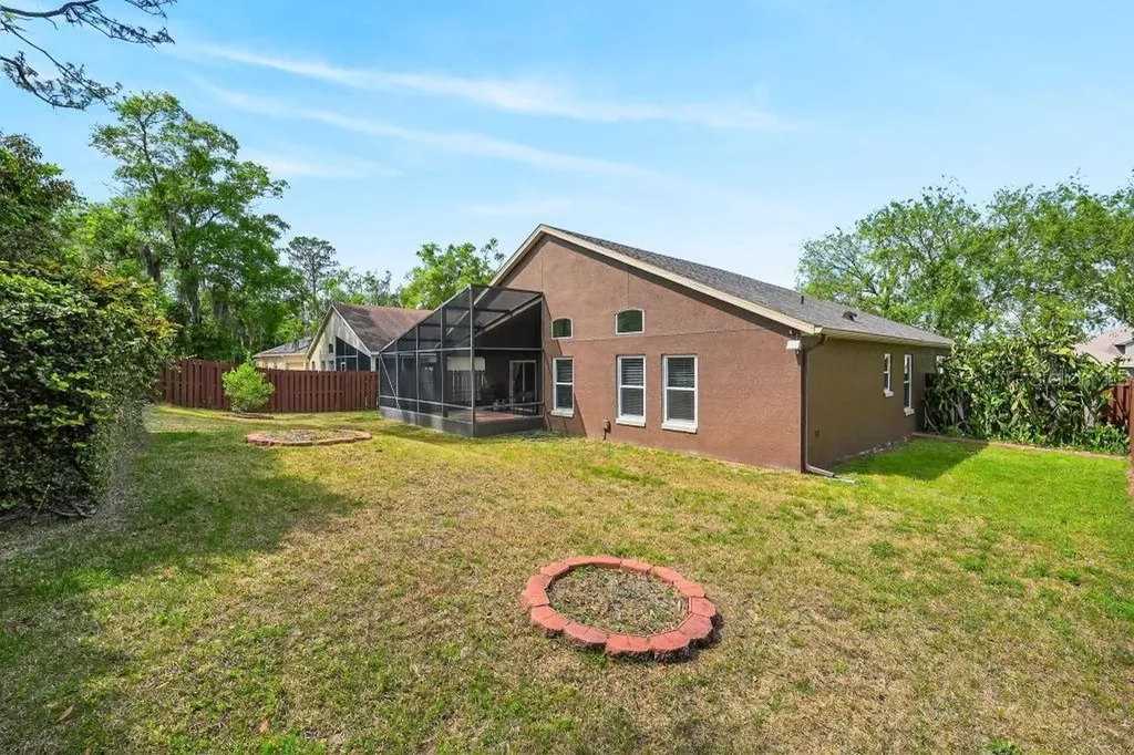 5477 Glen Oak Place Sanford FL 32771