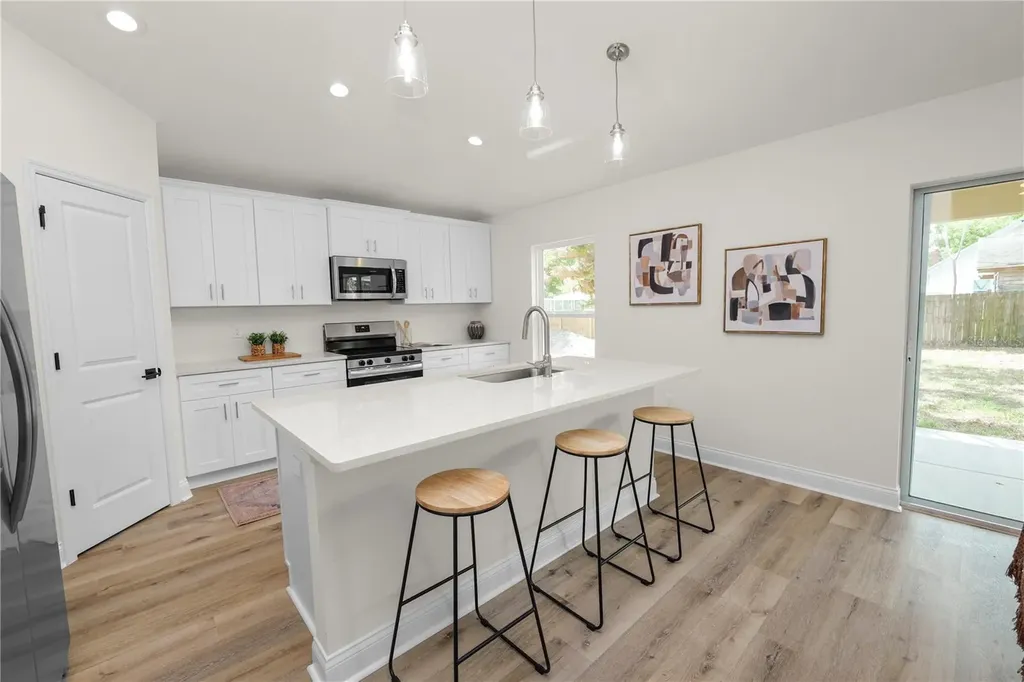 790 Eagle Avenue E Eagle Lake FL 33839
