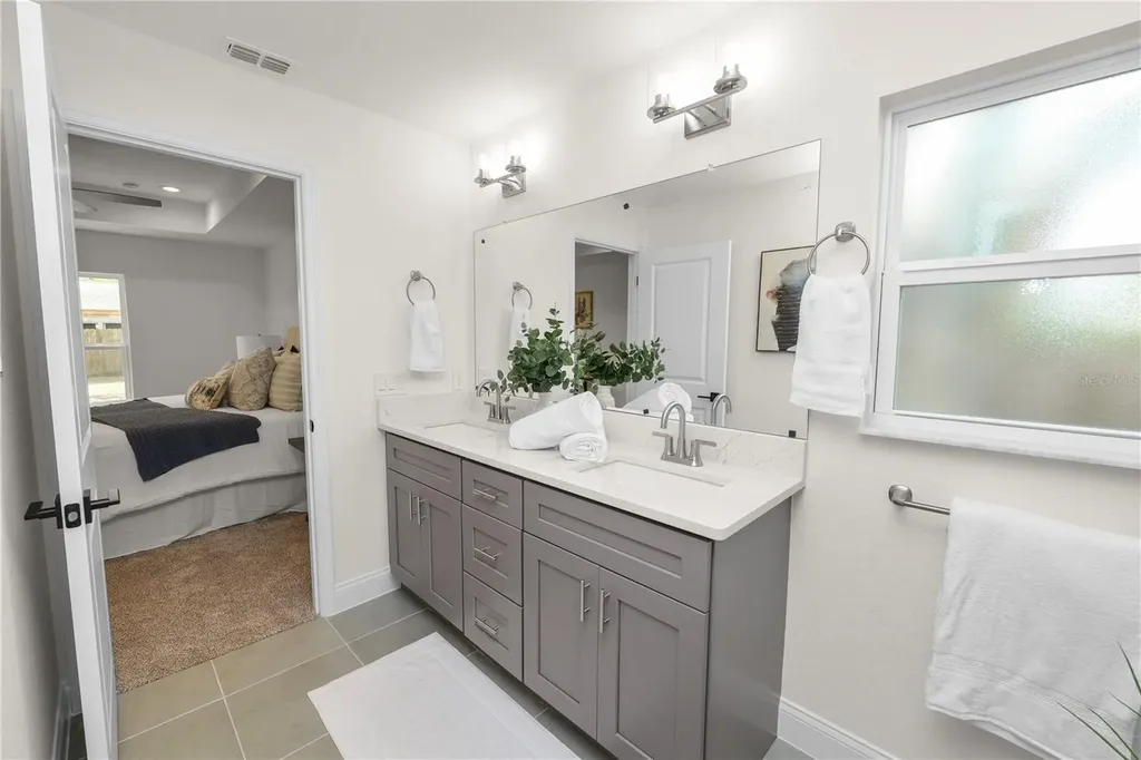 790 Eagle Avenue E Eagle Lake FL 33839