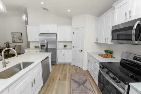 790 Eagle Avenue E Eagle Lake FL 33839