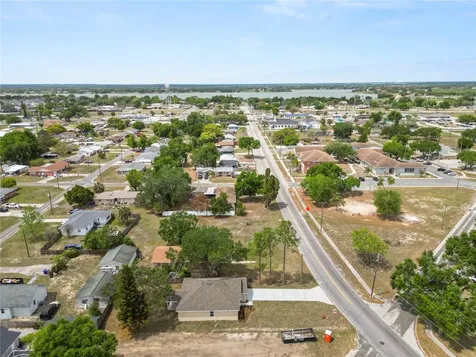 790 Eagle Avenue E Eagle Lake FL 33839