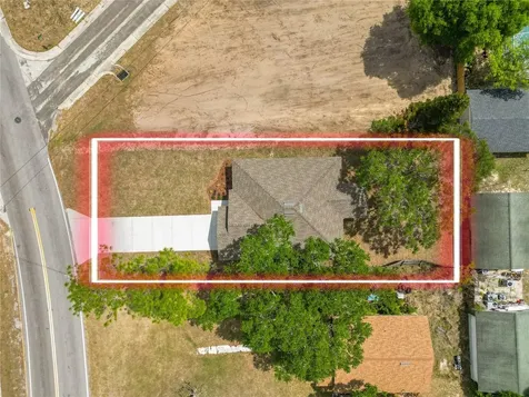 790 Eagle Avenue E Eagle Lake FL 33839