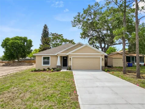 790 Eagle Avenue E Eagle Lake FL 33839