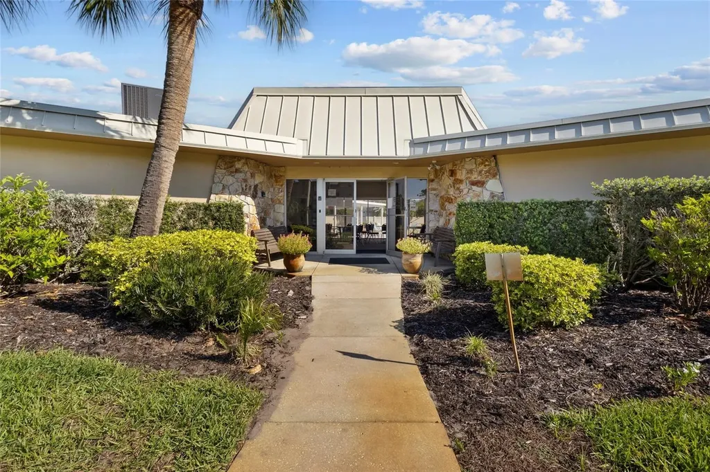 4210 Ironwood Circle Bradenton FL 34209