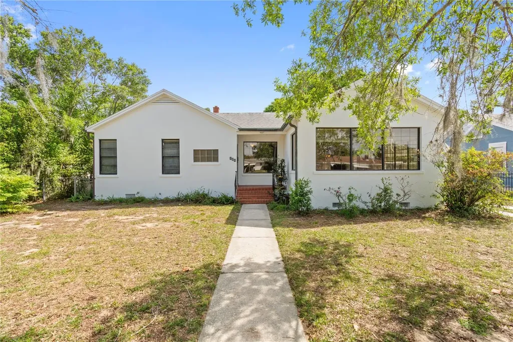 420 E Bullard Avenue Lake Wales FL 33853