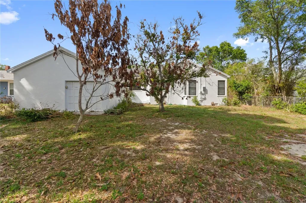 420 E Bullard Avenue Lake Wales FL 33853