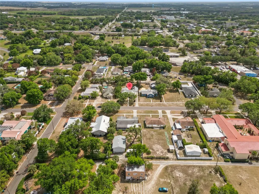 420 E Bullard Avenue Lake Wales FL 33853