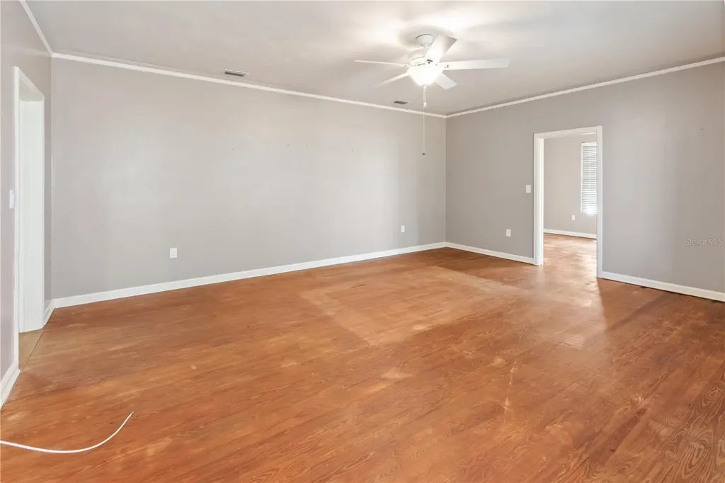 420 E Bullard Avenue Lake Wales FL 33853