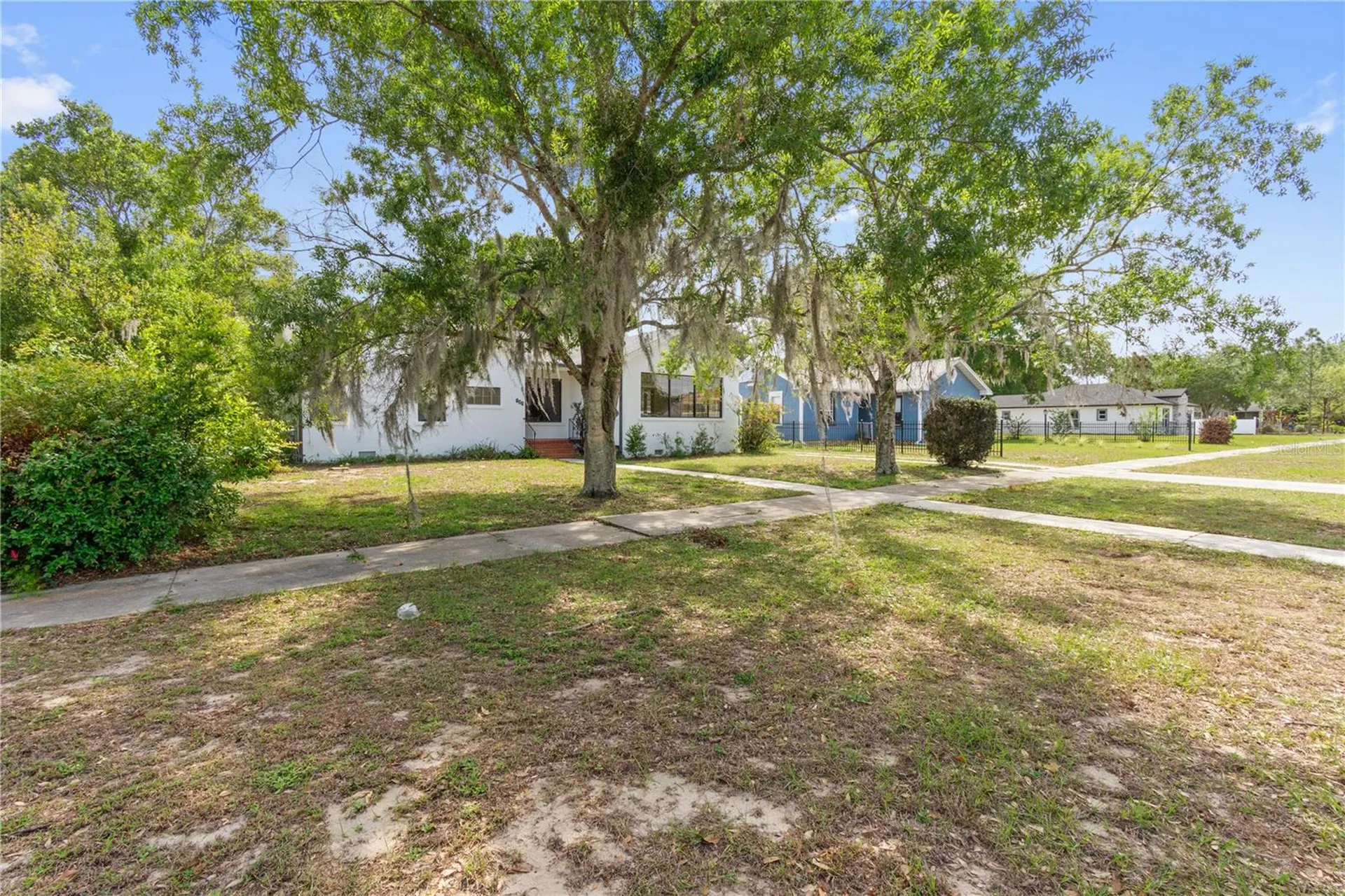 420 E Bullard Avenue Lake Wales FL 33853