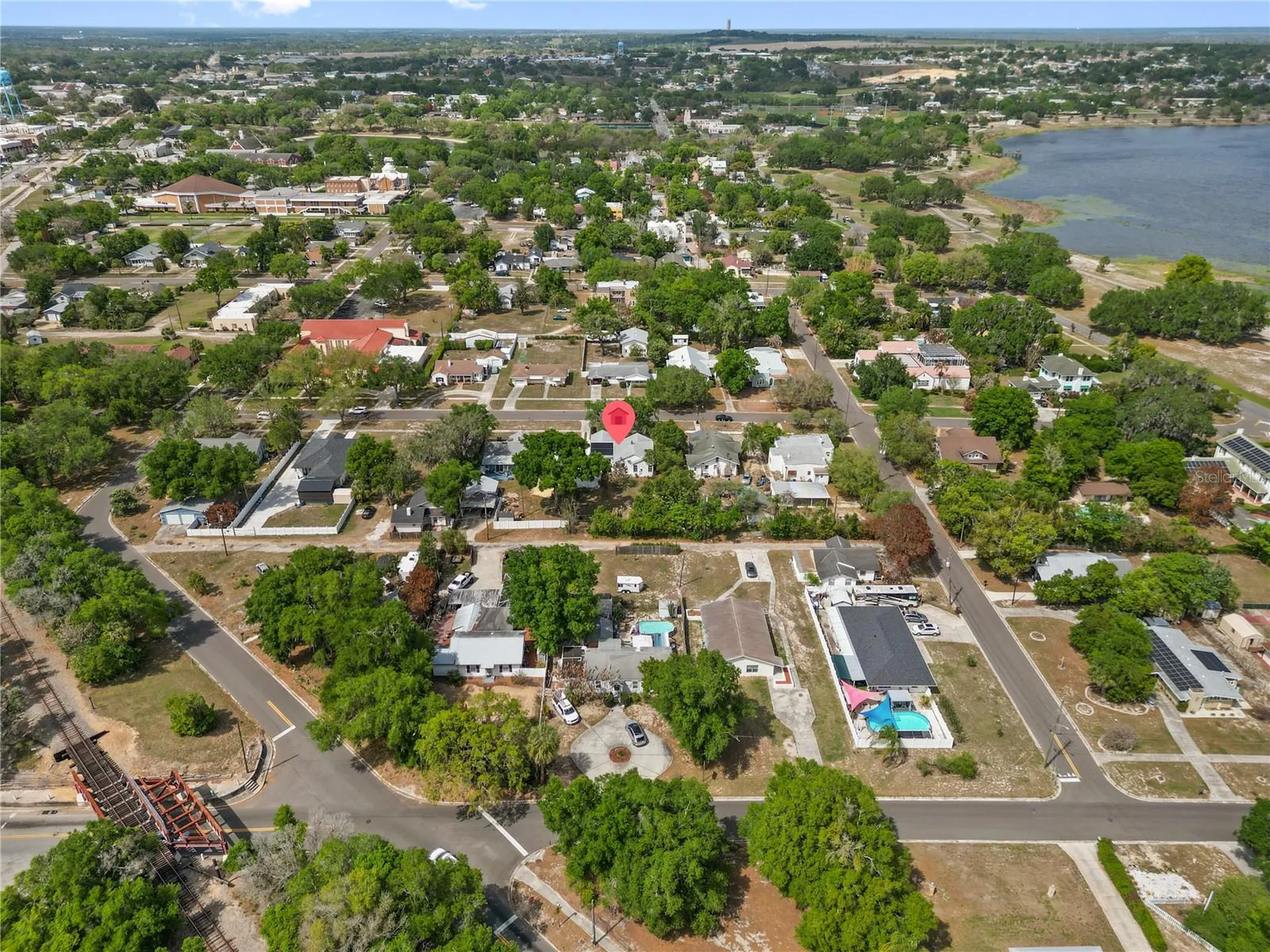 420 E Bullard Avenue Lake Wales FL 33853