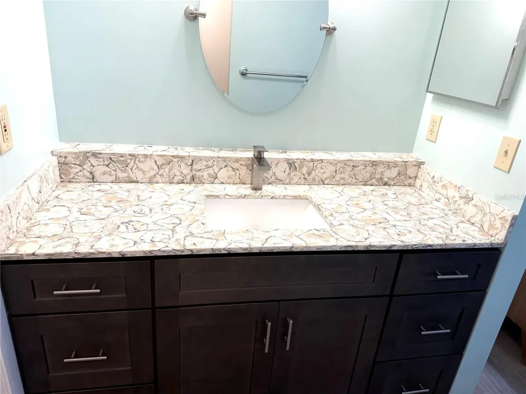 8805 41st Way N Pinellas Park FL 33782