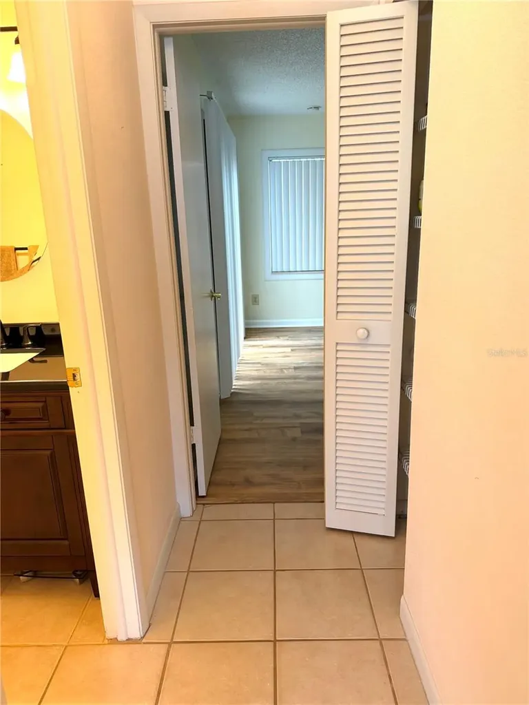 8805 41st Way N Pinellas Park FL 33782