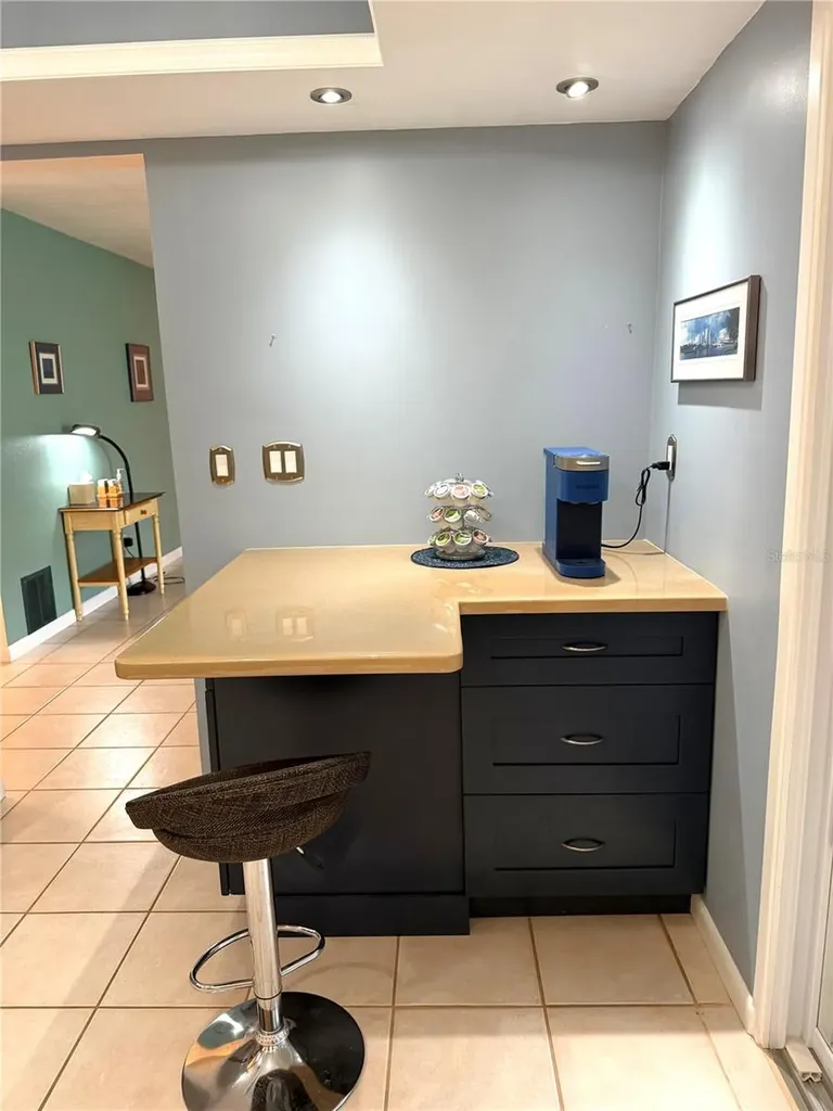 8805 41st Way N Pinellas Park FL 33782