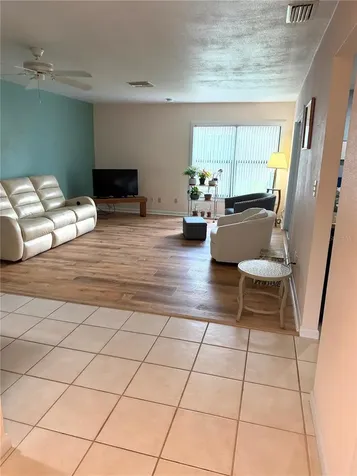 8805 41st Way N Pinellas Park FL 33782