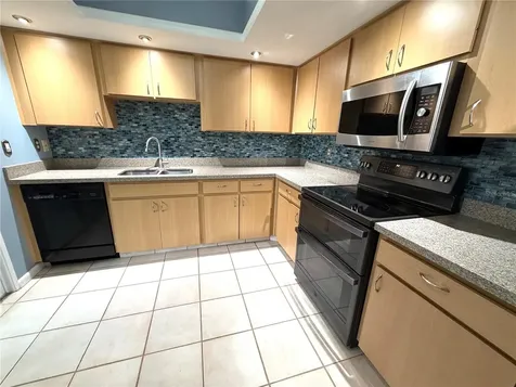 8805 41st Way N Pinellas Park FL 33782