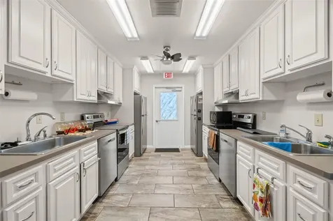 8805 41st Way N Pinellas Park FL 33782
