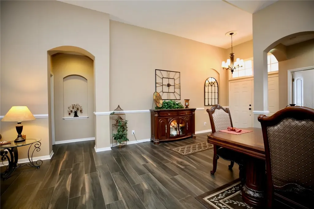 2410 Tea Olive Terrace Valrico FL 33594