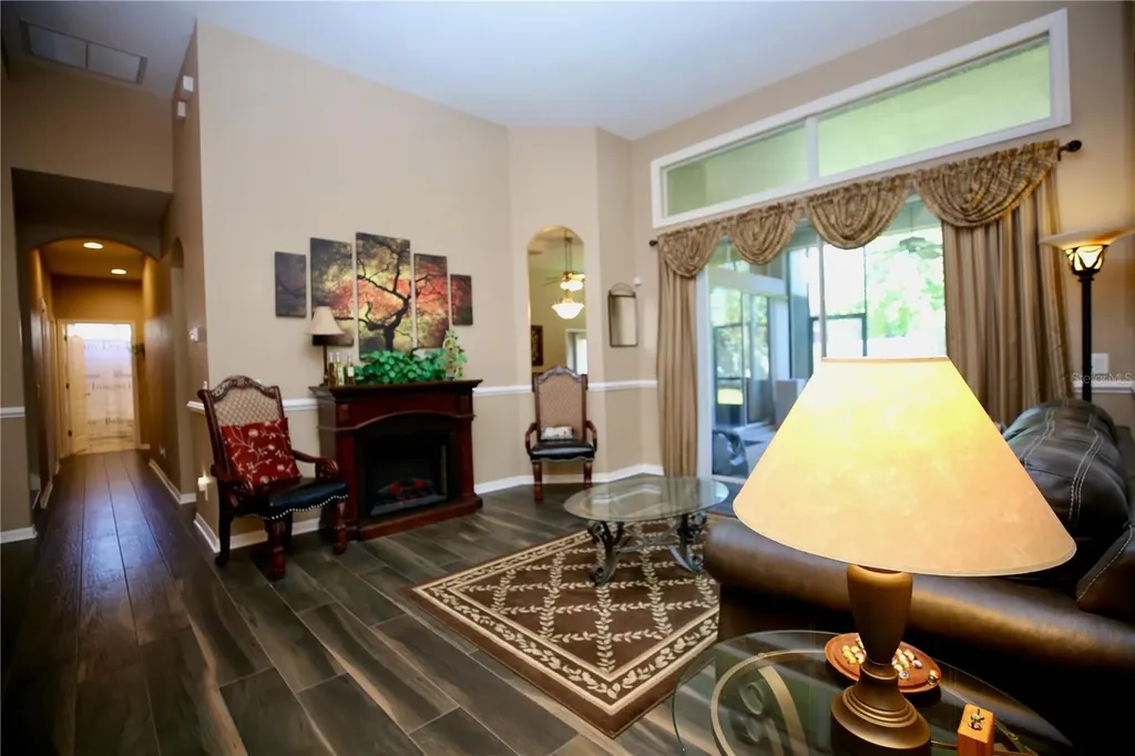 2410 Tea Olive Terrace Valrico FL 33594