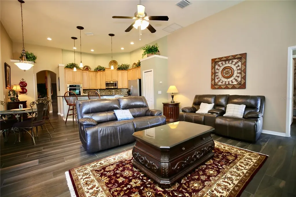 2410 Tea Olive Terrace Valrico FL 33594