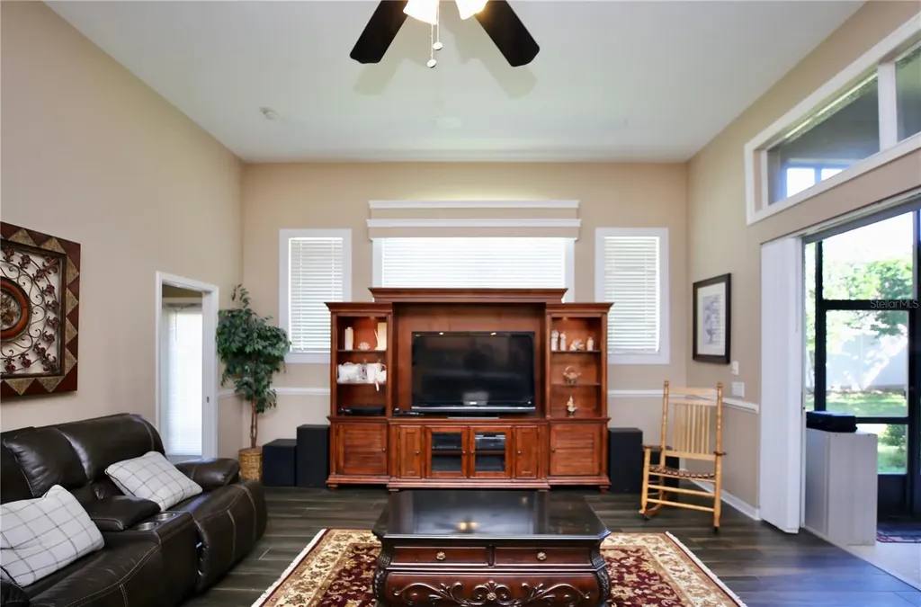 2410 Tea Olive Terrace Valrico FL 33594