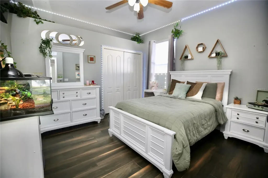 2410 Tea Olive Terrace Valrico FL 33594