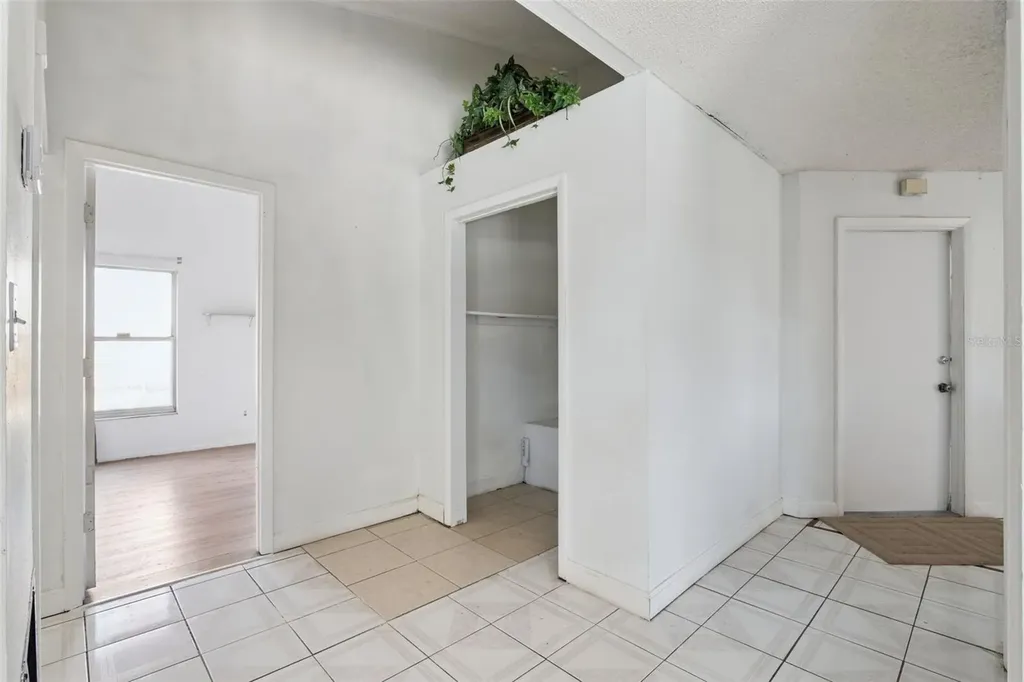 6700 Crescent Ridge Road Orlando FL 32810