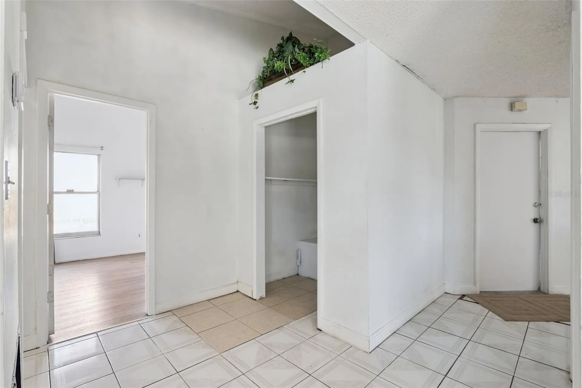 6700 Crescent Ridge Road Orlando FL 32810