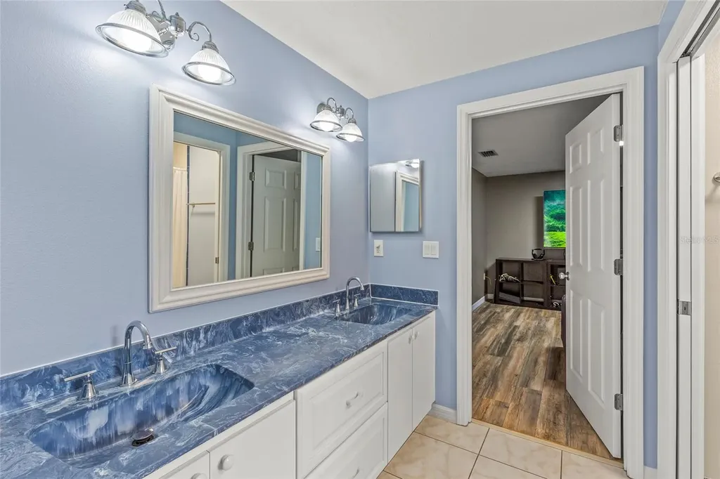 6401 36th Avenue W Bradenton FL 34209