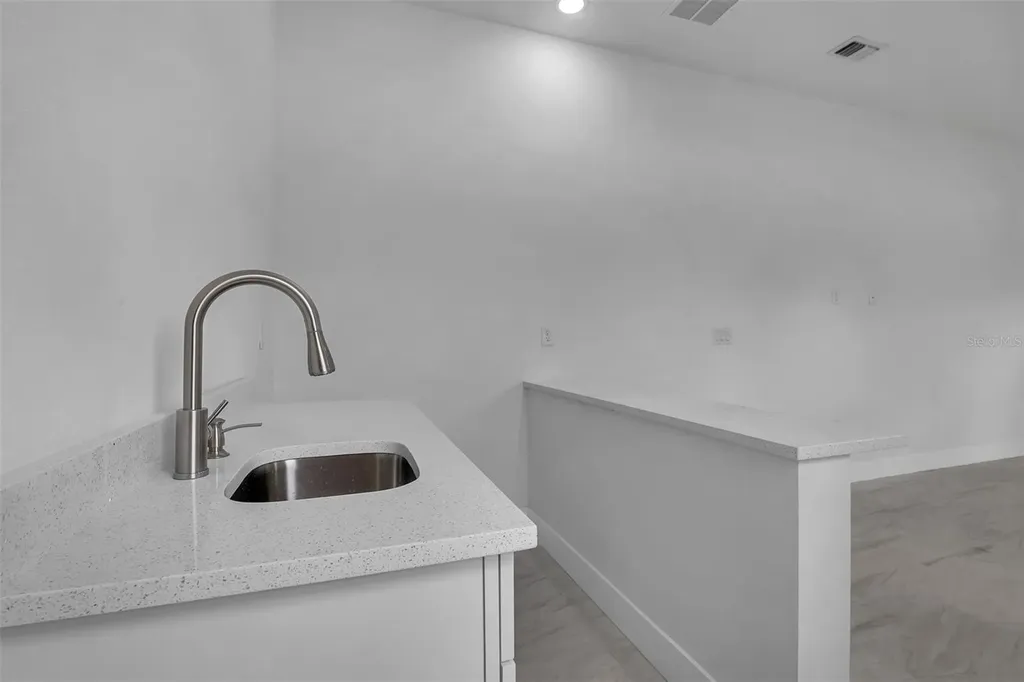 1221 SW 5th Street Ocala FL 34471