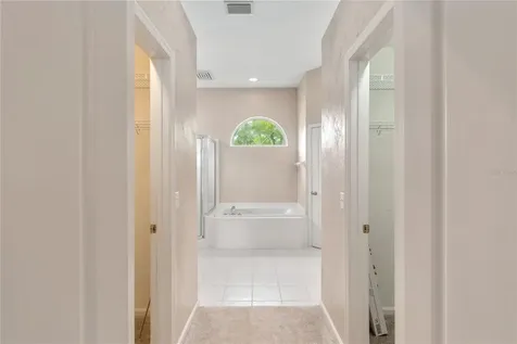 10442 NW 35th Place Gainesville FL 32606