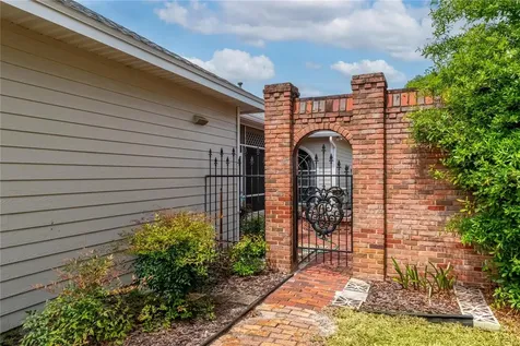 10442 NW 35th Place Gainesville FL 32606