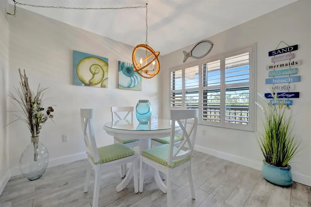 625 30th Avenue W Bradenton FL 34205
