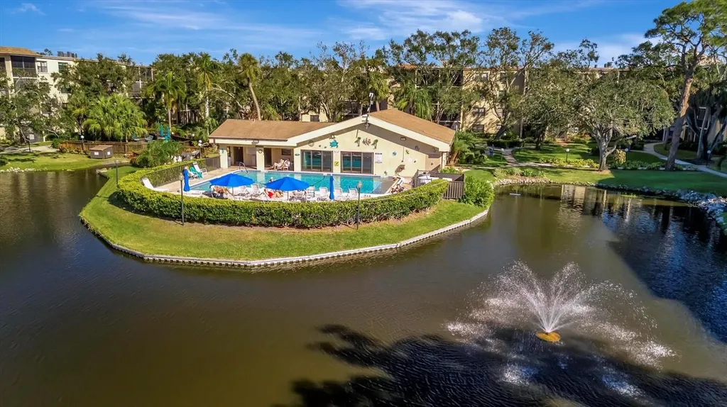 625 30th Avenue W Bradenton FL 34205