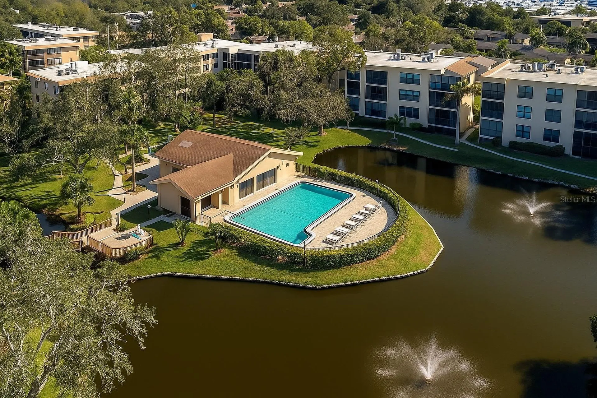 625 30th Avenue W Bradenton FL 34205