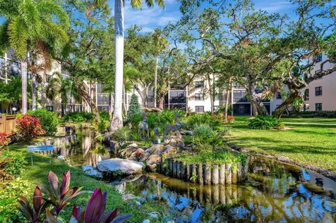 625 30th Avenue W Bradenton FL 34205