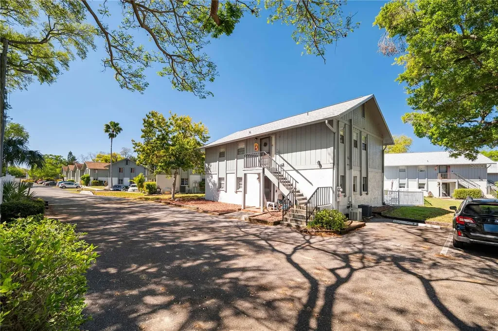1960 Union Street Clearwater FL 33763