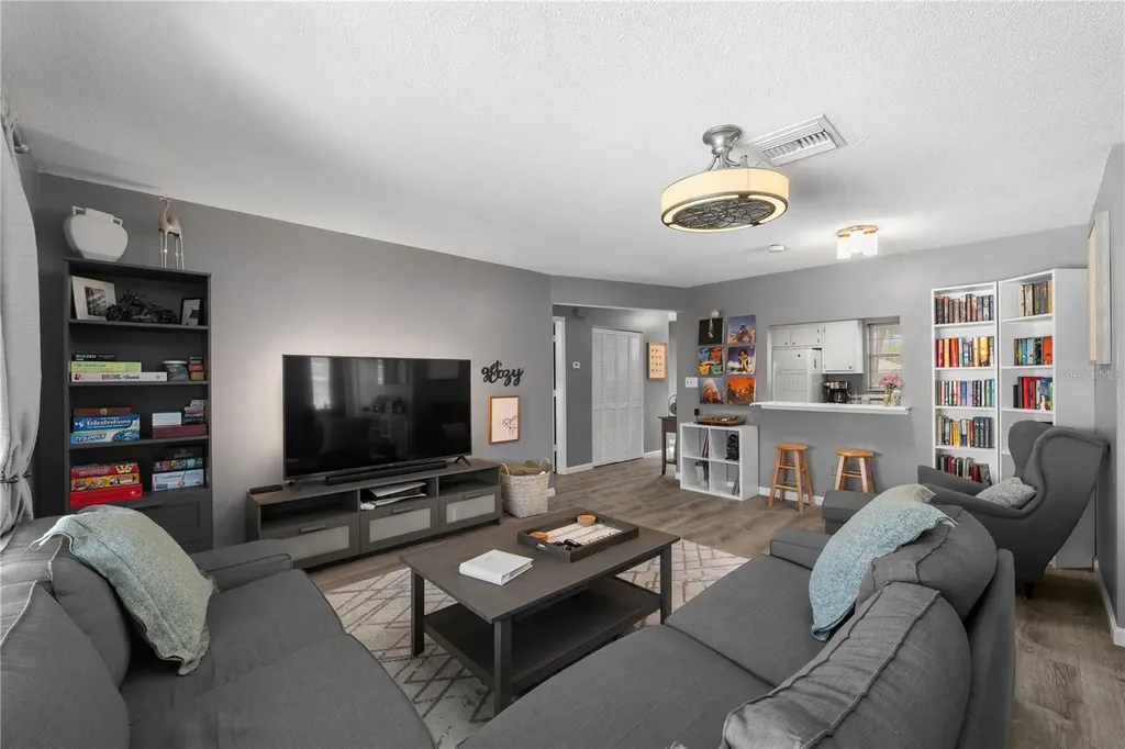 1960 Union Street Clearwater FL 33763