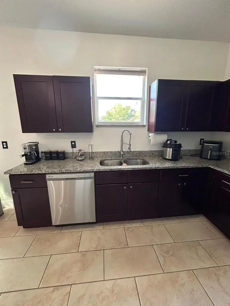 5103 E 18th Avenue Tampa FL 33619