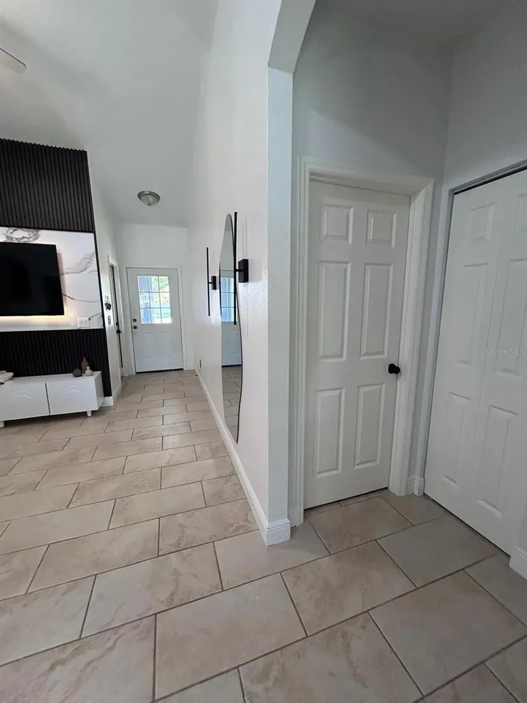 5103 E 18th Avenue Tampa FL 33619