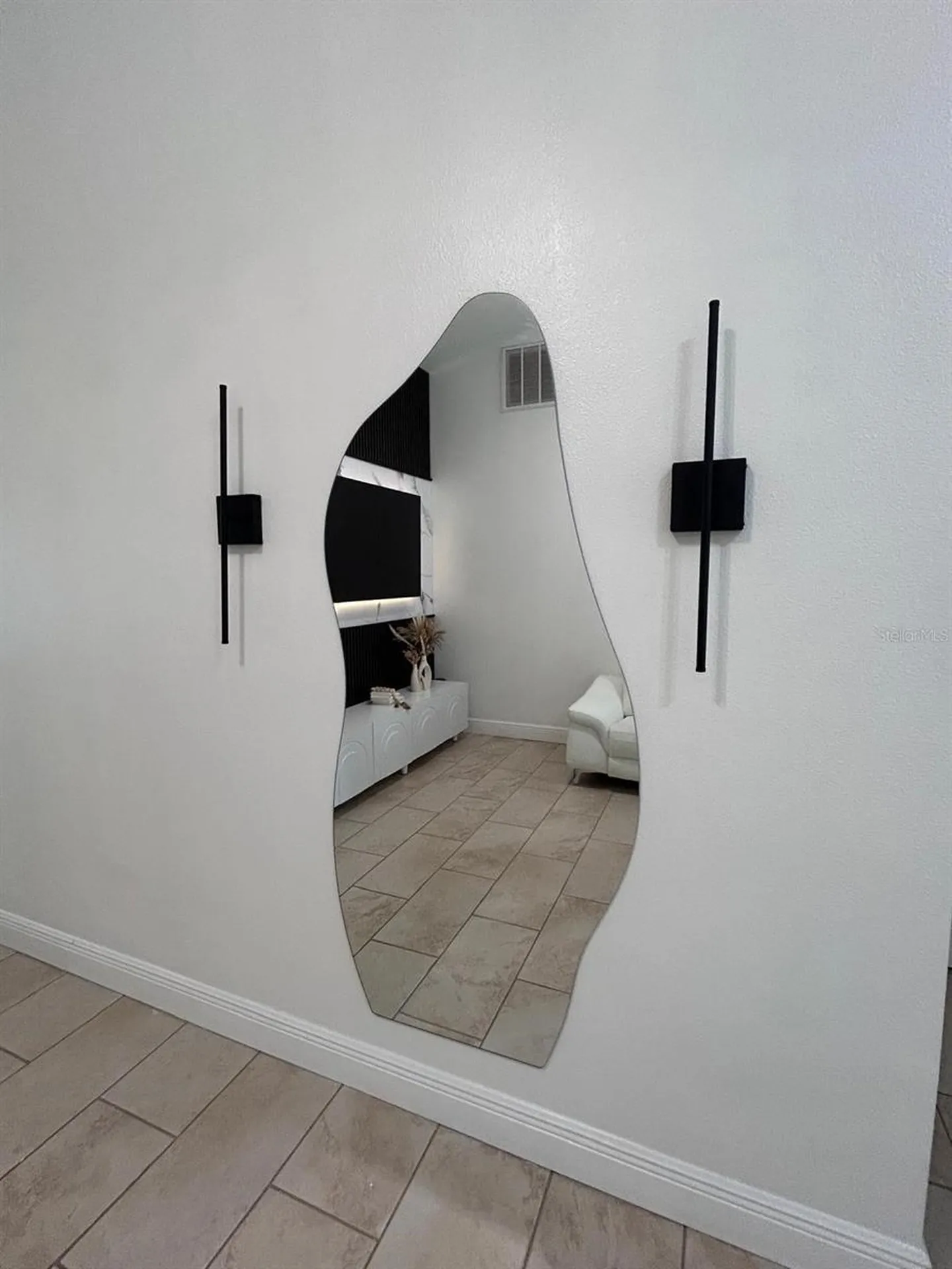 5103 E 18th Avenue Tampa FL 33619