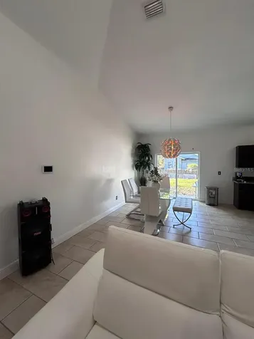 5103 E 18th Avenue Tampa FL 33619