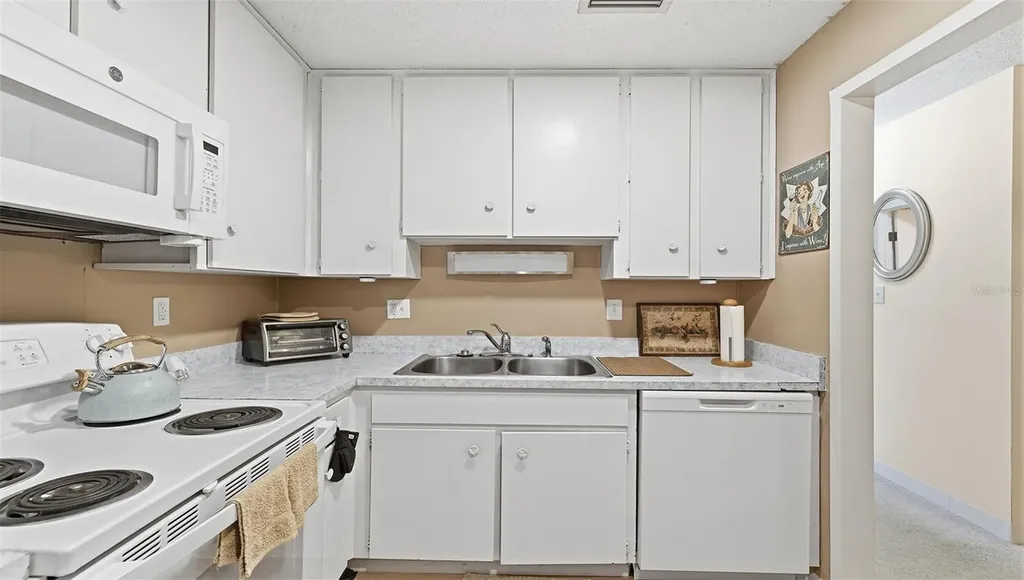 2700 Bayshore Boulevard Dunedin FL 34698