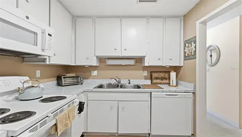 2700 Bayshore Boulevard Dunedin FL 34698
