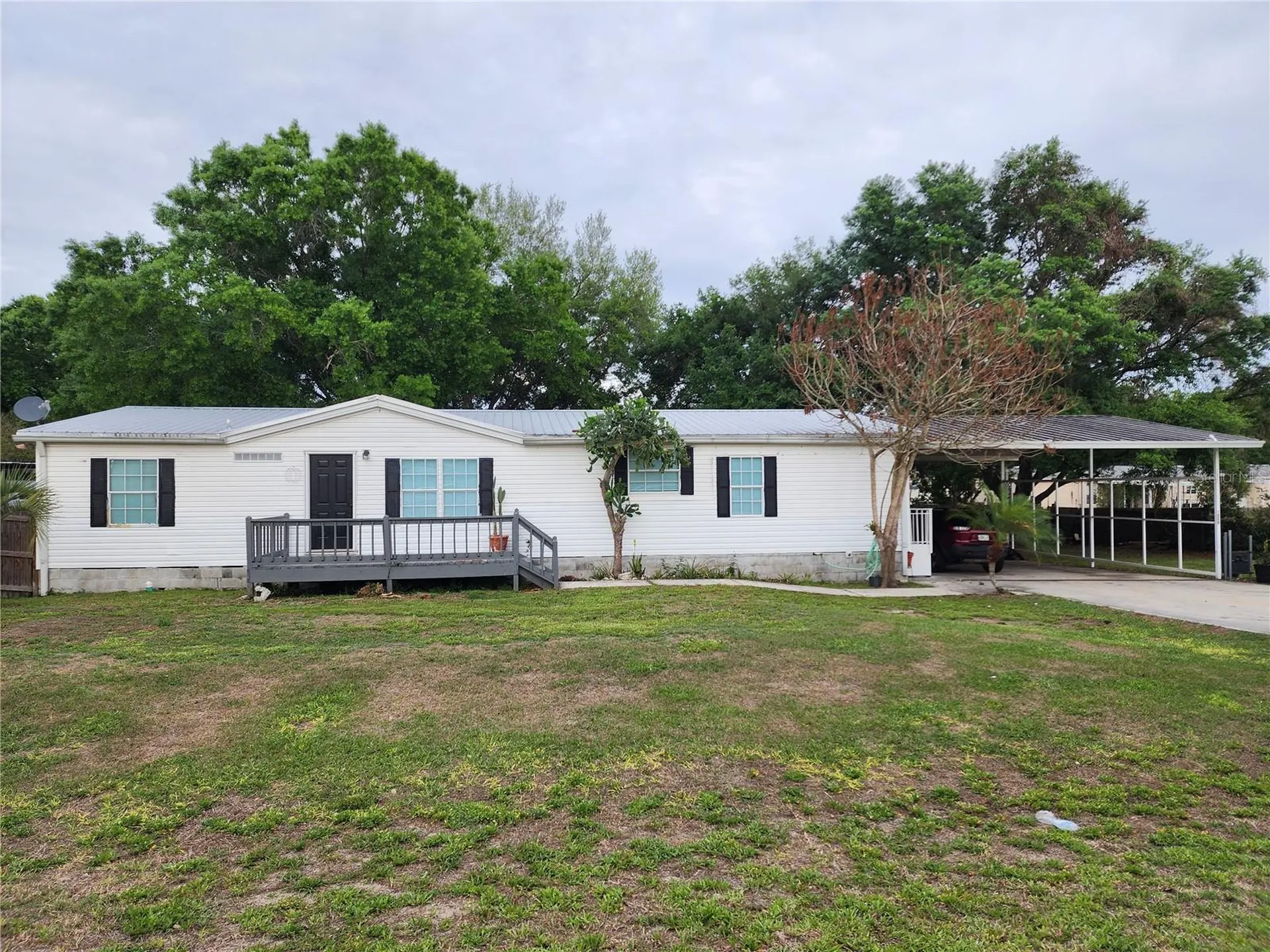 1209 Blue Sky Place Dover FL 33527